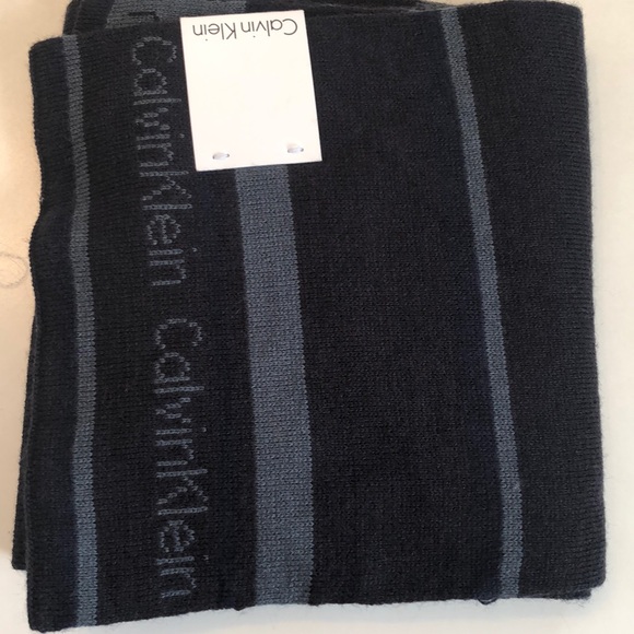 NWT Calvin Klein Navy Blue Men’s Scarf - Picture 8 of 9